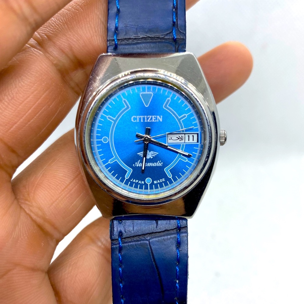 Unisex Citizen automatic vintage watch blue